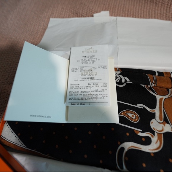 Hermes - La Promenade du Matin Bandana Shawl 140 - Picture 5 of 11